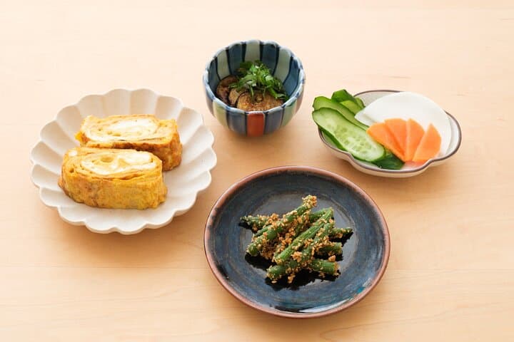 Japanese Home Cooking Class with Local Supermarket Visit — photo 9