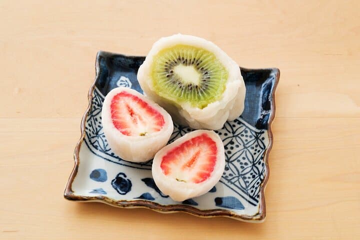 Japanese Sweets and Tea Experience with Local Supermarket Visit — photo 12