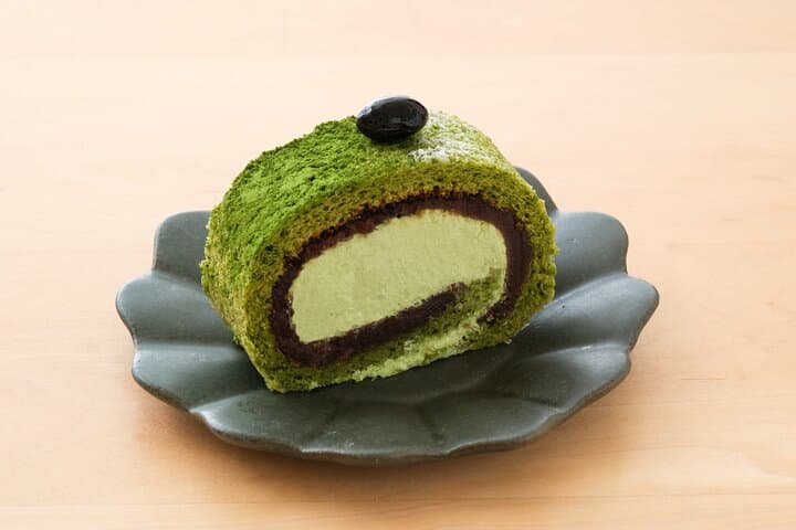 Japanese Sweets and Tea Experience with Local Supermarket Visit — photo 9