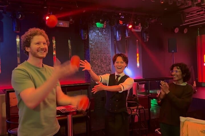 Osaka: High-Energy Japanese Variety Night Show (English MC) — photo 5