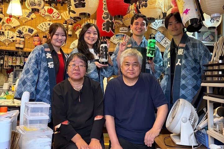 Tokyo Making a Lantern Workshop in Asakusa with a Craftsman — photo 6