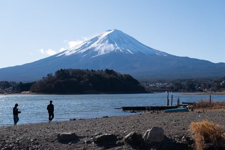 Mt. Fuji Scenic Tour: Lakes, Oshino Hakkai & Chureito PagodaTour — photo 18
