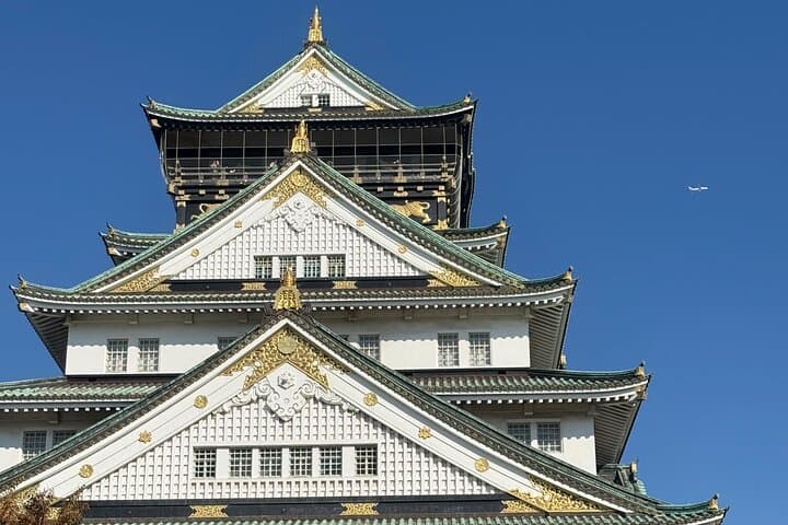 Osaka Castle Guided Tour: Interior, Museum & Gardens — photo 9