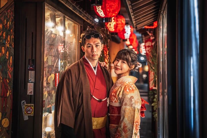 Osaka Memories Personalized Photo Tour with Local Photographer — photo 2