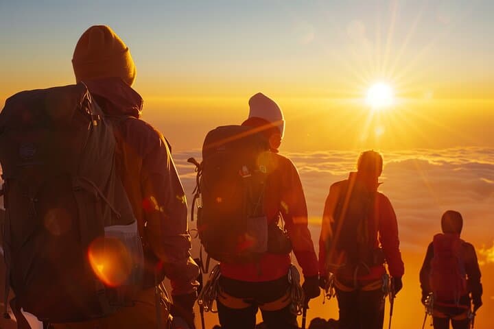 Private 2 Day Mt Fuji Sunrise Climb from Tokyo by Private Vehicle — photo 1