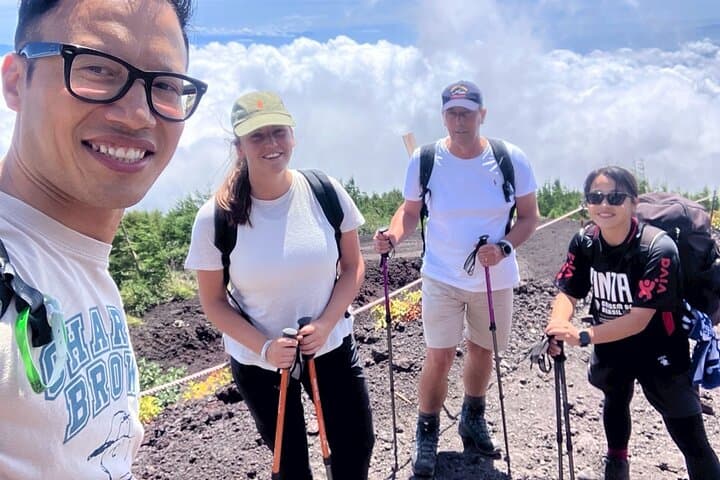 Private 2 Day Mt Fuji Sunrise Climb from Tokyo by Private Vehicle — photo 9