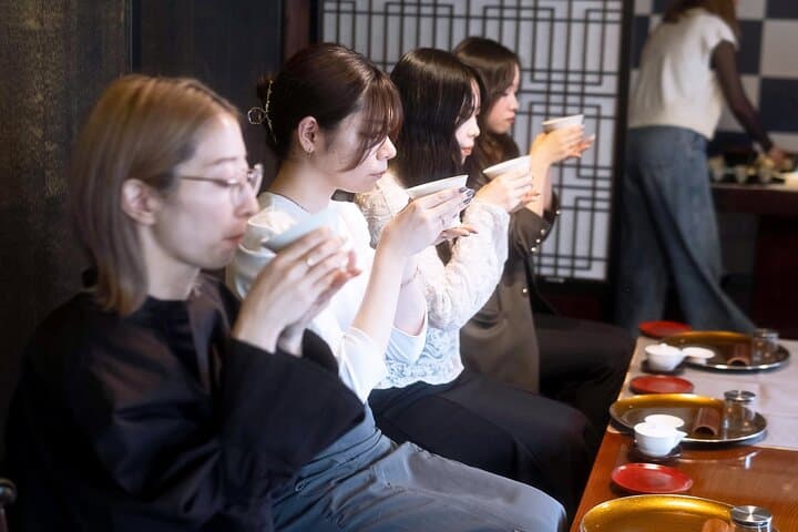 Sencha Tea Ceremony Experience with Seasoned Tea Master in Kyoto — photo 8