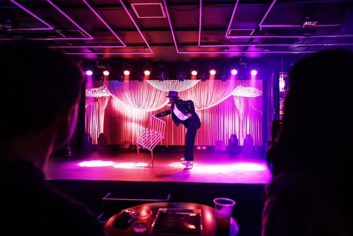 Osaka EBIKEN Entertainment Show and Drinks in Night Namba — photo 4