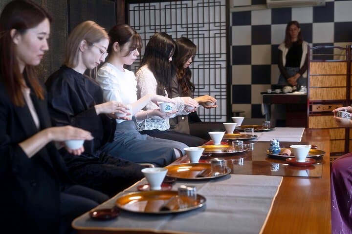Sencha Tea Ceremony Experience with Seasoned Tea Master in Kyoto — photo 16