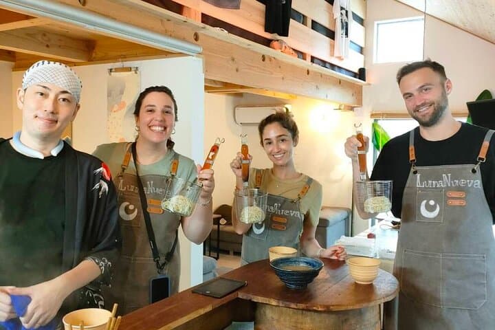 Ramen & Dumpling Cooking in Tokyo with Chef/Vegan possible — photo 8