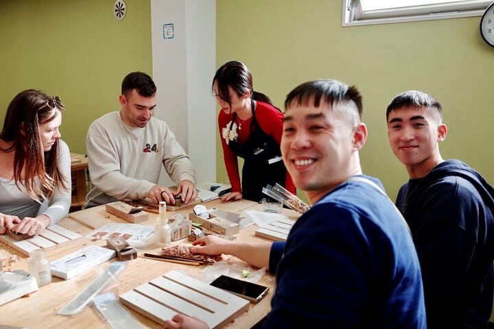 Tokyo Shinjuku Chopsticks Making Class — photo 4