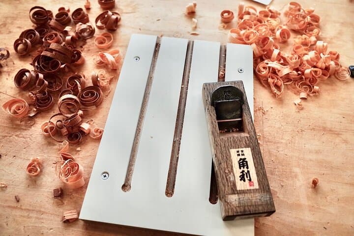 Tokyo Shinjuku Chopsticks Making Class — photo 3