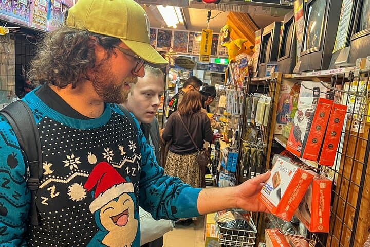 Akihabara Tour with Vintage Gaming Anime and Gachapon Experience — photo 16