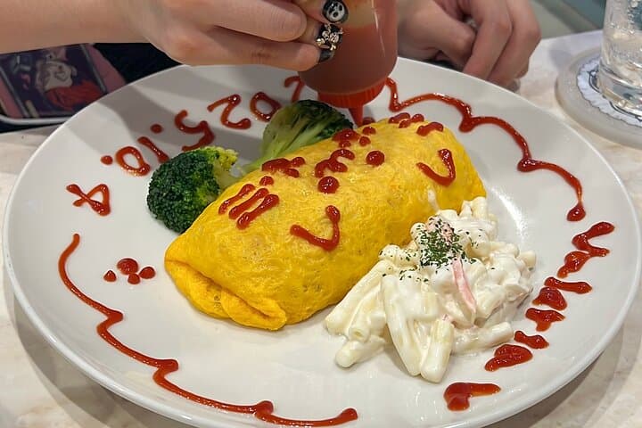 Akihabara Game Culture Tour and Princess Café Experience — photo 4