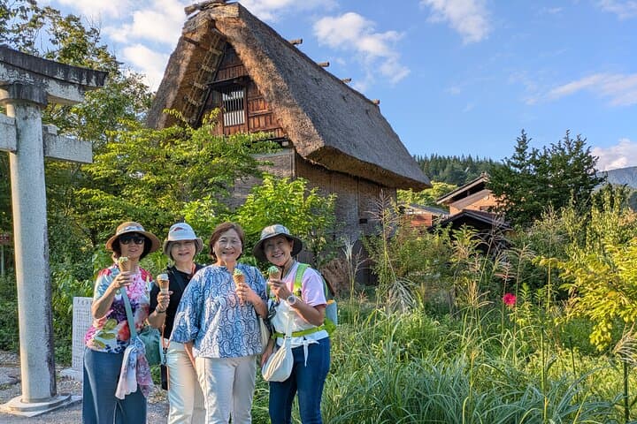 Takayama & Shirakawa-go Private Guide & Car Tour from Osaka/Kyoto — photo 2