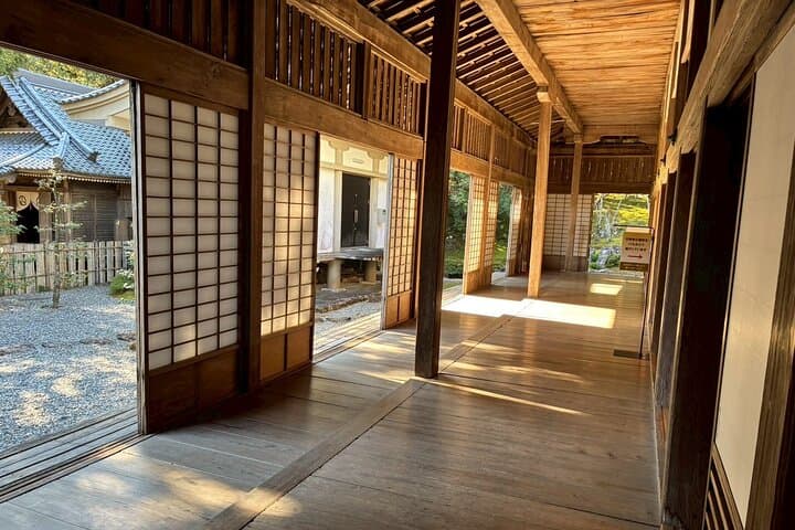 Private Zen Sutra Copying Experience at Chikurin-ji Temple — photo 5