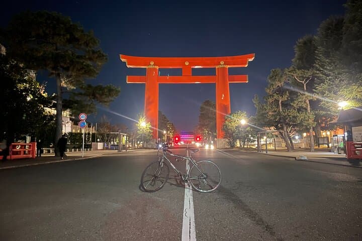 eBike Tour‐Tokyo Odyssey: From Geisha Roots to Sumo & Neon Future — photo 1