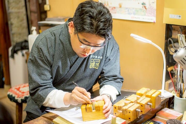 Private Japanese Hanko Seal Making with an Artisan, Tokyo Nakano — photo 1