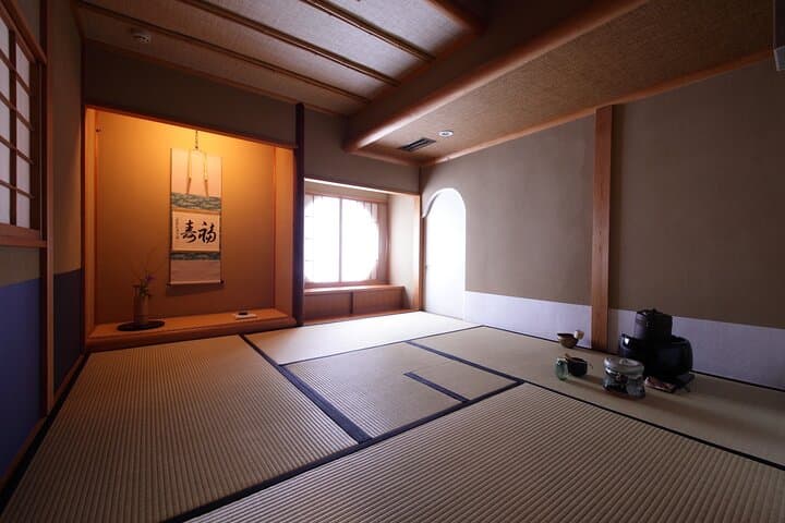 Private Authentic Japanese Tea Ceremony Masterclass — photo 3
