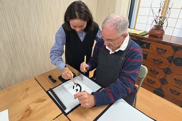 Art calligraphy hanging scroll in Asakusa — photo 2