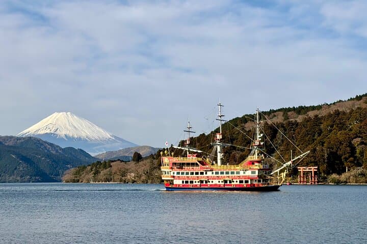 Hakone in One Day: Private Car Tour with Onsen & Mt. Fuji Views — photo 6