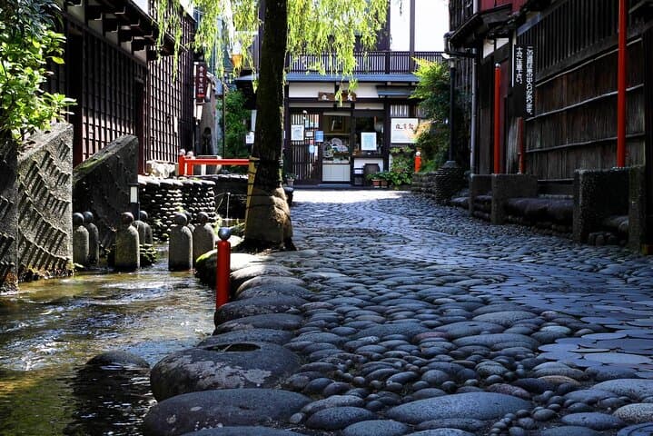 1 Day Tour From Nagoya: Gujo Hachiman – Gifu's "Little Kyoto" — photo 15