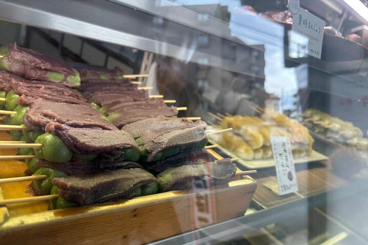 Local Walk Everyday Japan in a Retro Area 20 min from Tokyo — photo 4