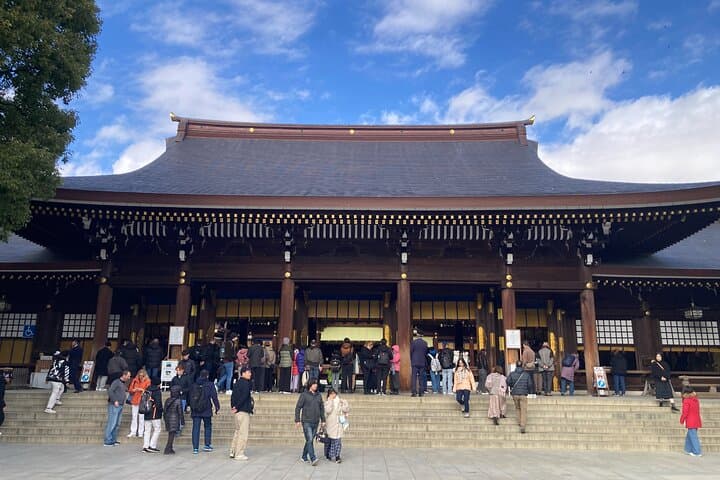 Meiji Jingu Historical Walk and Food Tasting Tour in Tokyo — photo 4