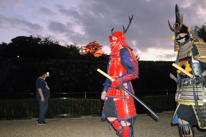 Samurai-specific Osaka Castle Guides Private tours in armor Photo — photo 3