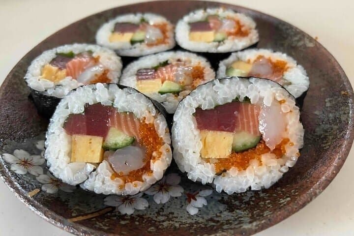 Hokkaido Seafood Sushi Rolls Experience with Matcha, in Sapporo — photo 5