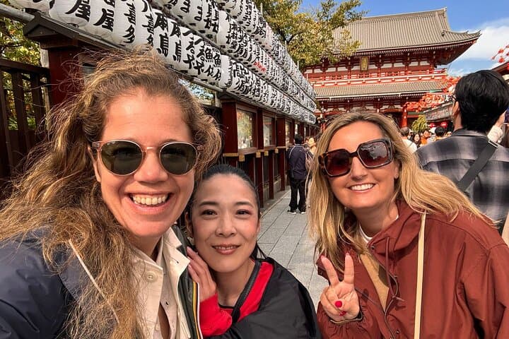 Tokyo Private Tour – Warm, Slow & Fully Customized Day (5hrs) — photo 1