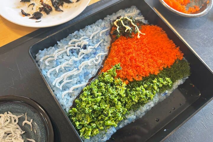 Create Hokusai Red Fuji inspired Art Character Bento Experience — photo 2