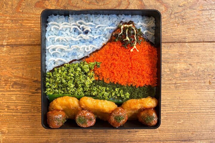 Create Hokusai Red Fuji inspired Art Character Bento Experience — photo 3