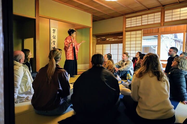 In Heritage home the Sando-Tea, Flowers, Shodo—deeply embody — photo 2