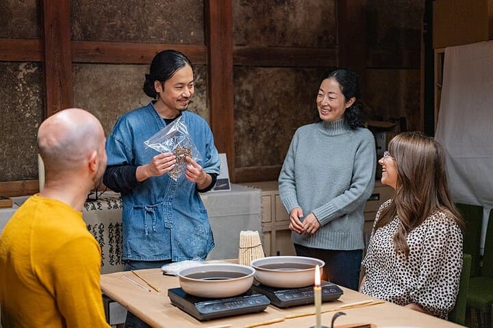 Traditional Japanese Candle Making and Uchiko Walking Tour — photo 6