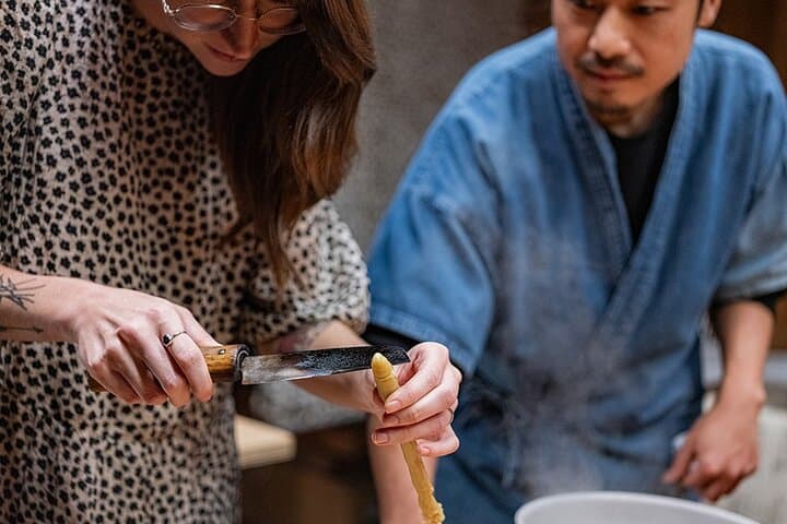 Traditional Japanese Candle Making and Uchiko Walking Tour — photo 9