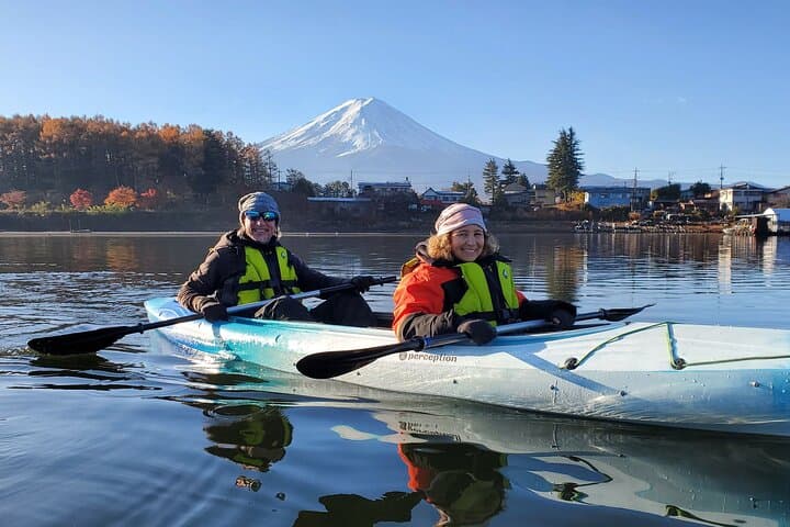 Kayaking on Lake Kawaguchiko with Mt. Fuji views — photo 14