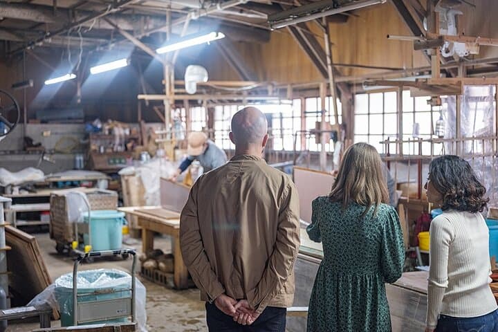 Gilded Washi Tapestry Making and Paper factory tour in Uchiko — photo 3