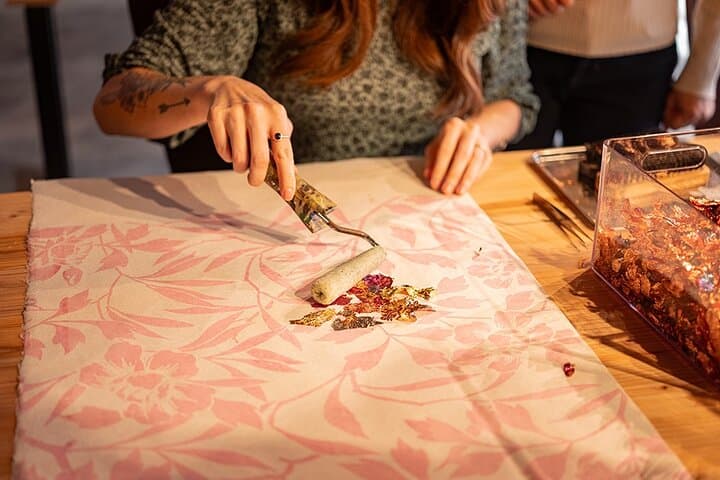 Gilded Washi Tapestry Making and Paper factory tour in Uchiko — photo 8