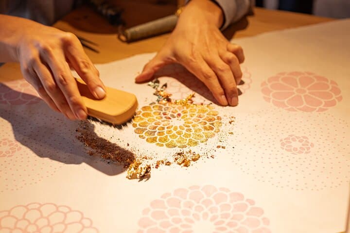 Gilded Washi Tapestry Making and Paper factory tour in Uchiko — photo 9