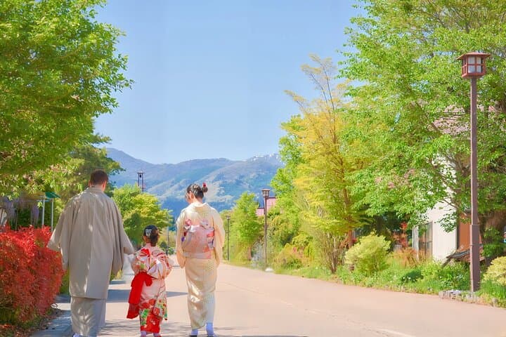 Private Authentic Kimono Walk in Nostalgic Village, Minakami — photo 4