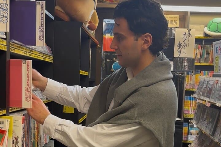 4 Hour Akihabara Anime and Retro Game Shopping Tour — photo 3