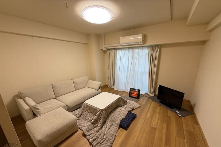 Tour with Local: Nakameguro & Daikanyama Walk — photo 2