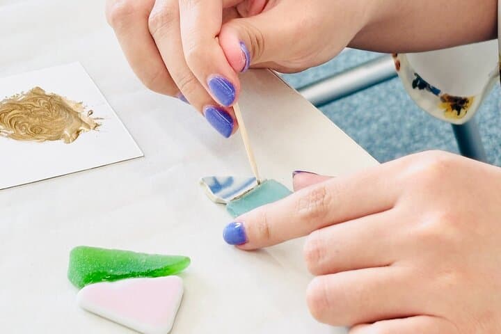 Asakusa 60 Min Kintsugi Style Accessory Workshop Kid friendly — photo 3