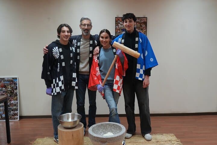 Kyoto Traditional Mochi Pounding Experience with Tasting — photo 8