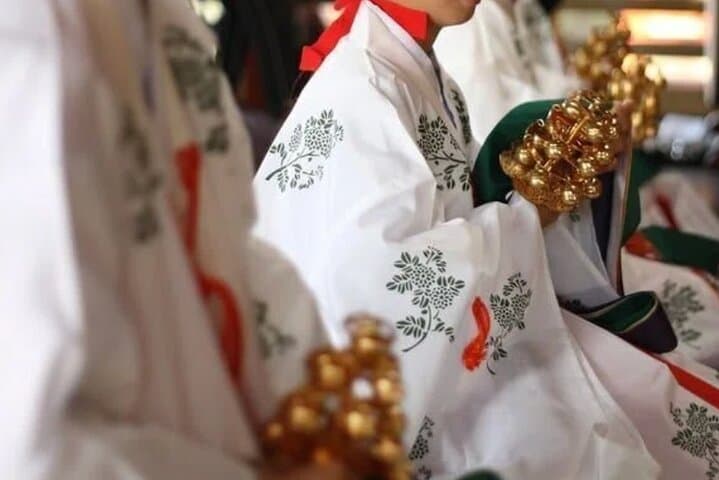 Formal Personal Prayer at Meiji Jingu | All Fees Included — photo 13