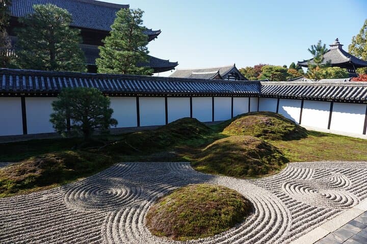 Kyoto: Tofuku-ji Zen Garden Walk (Private) — photo 3