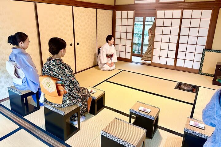 Best of Nagasaki with Japanese Tea Ceremony by Tram — photo 5