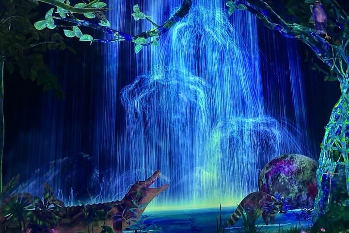 Tokyo:TeamLab Private Transfer with Hotel Pickup & Drop-off — photo 6