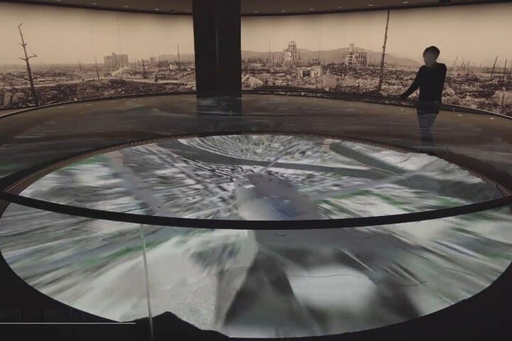 Hiroshima Peace Memorial and Miyajima 1 Day Tour with Local — photo 9